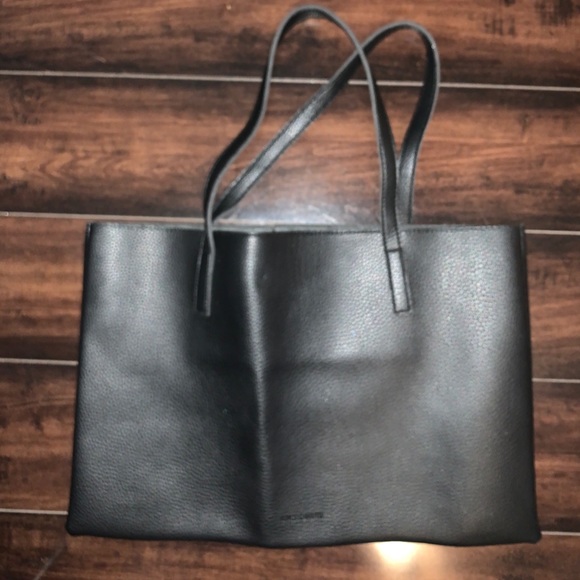 Vince Camuto Handbags - Vince Camuto tote bag